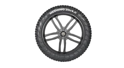 Warum fährt Winter Scooter eine schlechte Erfahrung? Reifen haben auch Angst ...